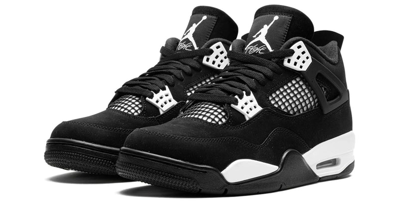 Air Jordan 4 ‘White Thunder’