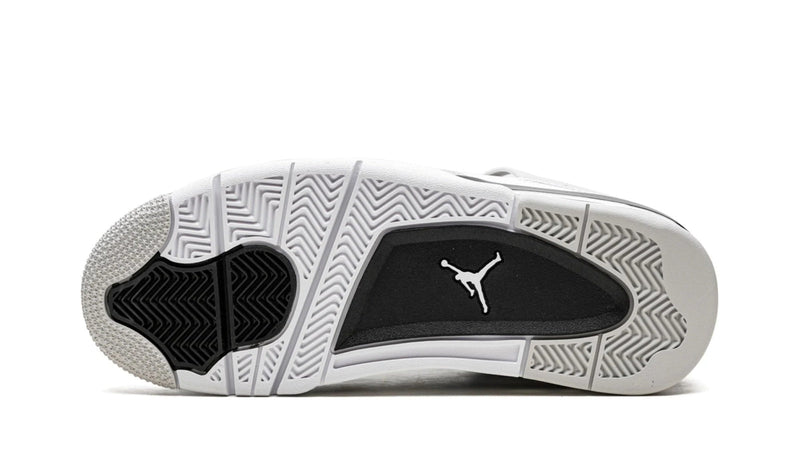 Air Jordan 4 Retro ‘Military Black’