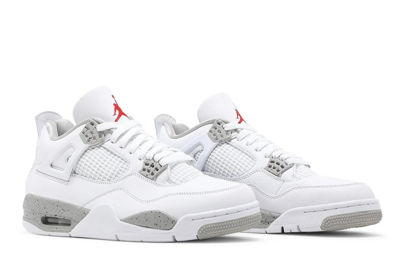 Air Jordan 4 Retro ‘White Oreo’