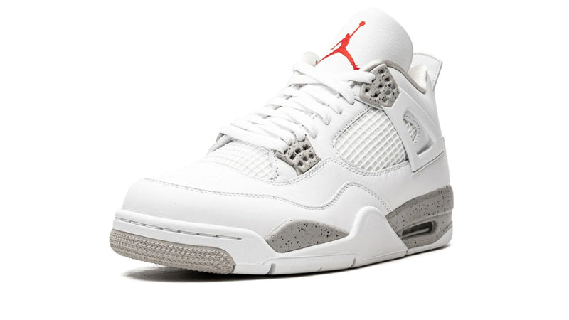 Air Jordan 4 Retro ‘White Oreo’
