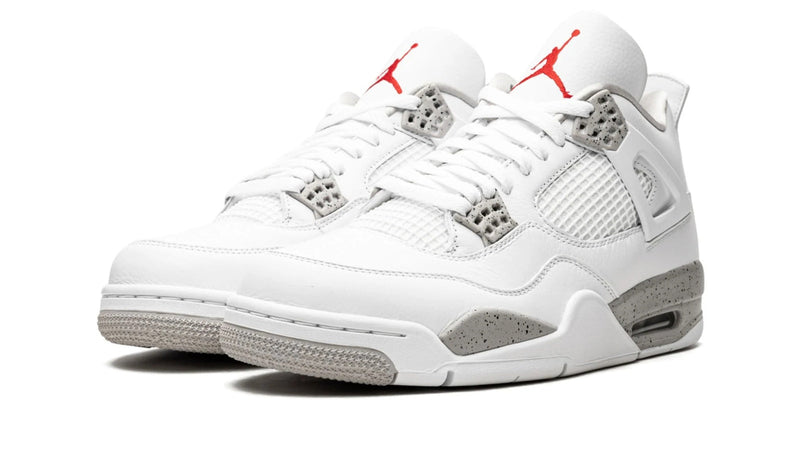 Air Jordan 4 Retro ‘White Oreo’
