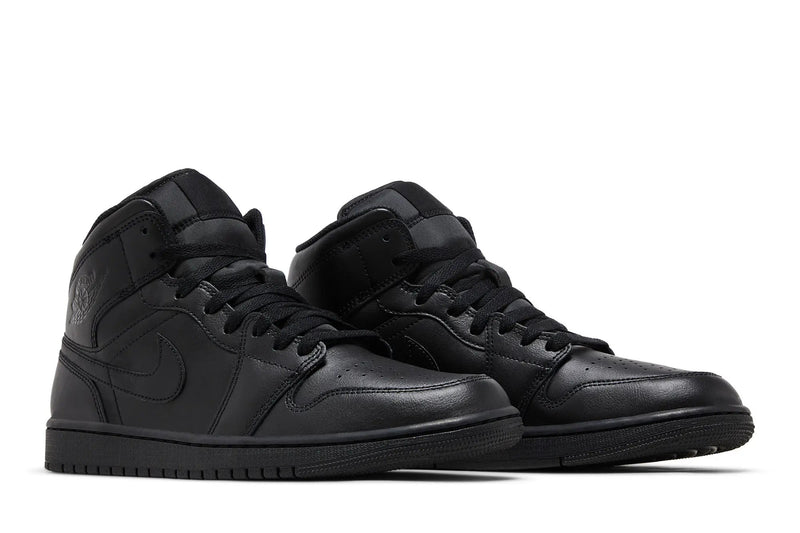 Air Jordan 1 Mid ‘Triple Black’ 2022