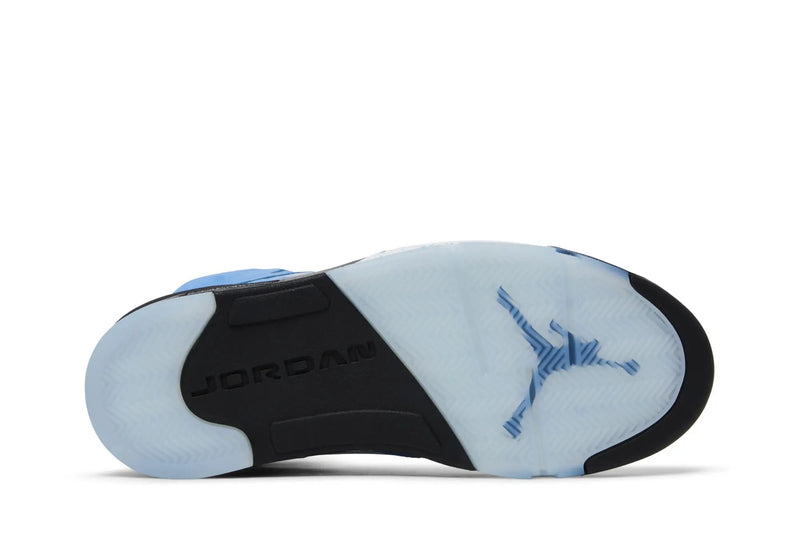 Air Jordan 5 Retro SE ‘UNC’