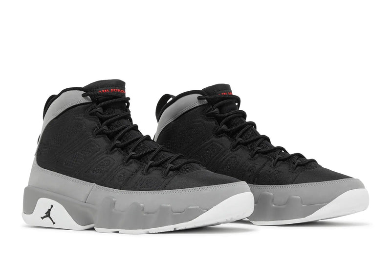 Air Jordan 9 Retro ‘Particle Grey’